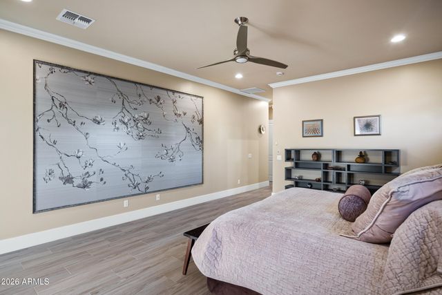 355 E MARYLAND Avenue, Phoenix, AZ 85012