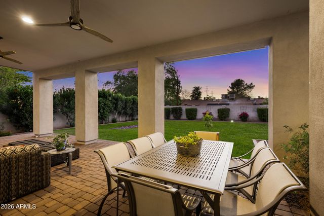 355 E MARYLAND Avenue, Phoenix, AZ 85012