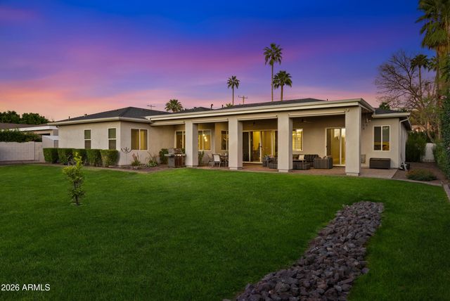 355 E MARYLAND Avenue, Phoenix, AZ 85012