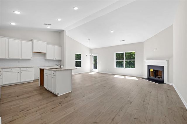 503 Charleston Place, Villa Rica, GA 30180