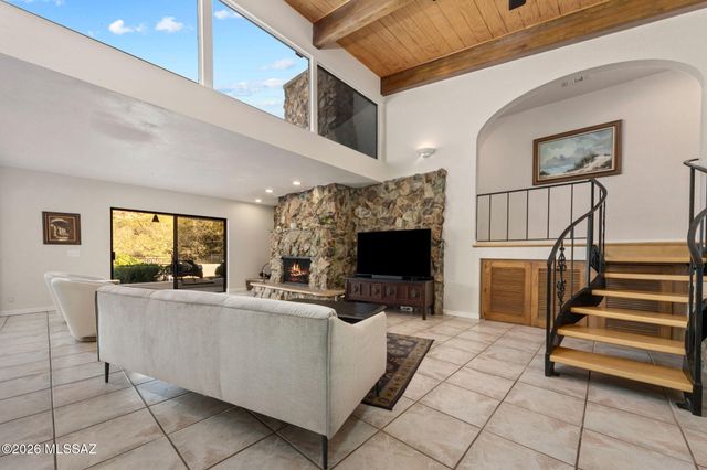 475 W Valoro Drive, Tucson, AZ 85737