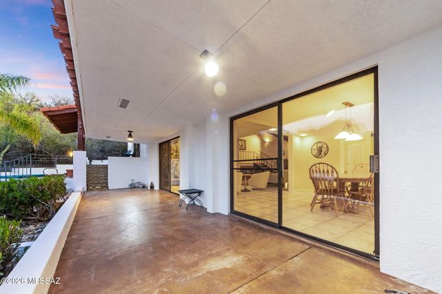 475 W Valoro Drive, Tucson, AZ 85737