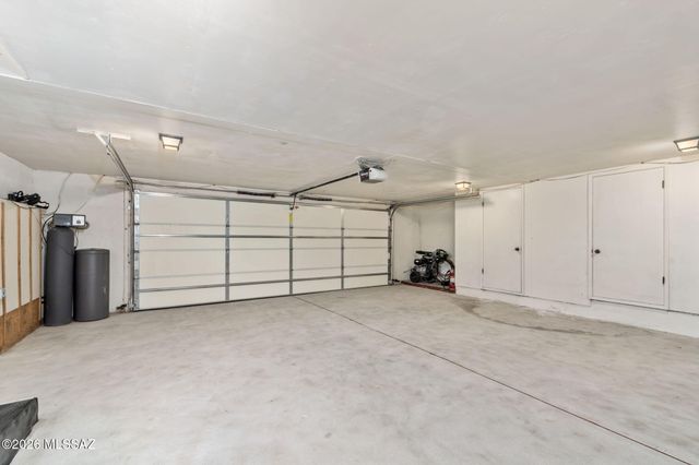 475 W Valoro Drive, Tucson, AZ 85737