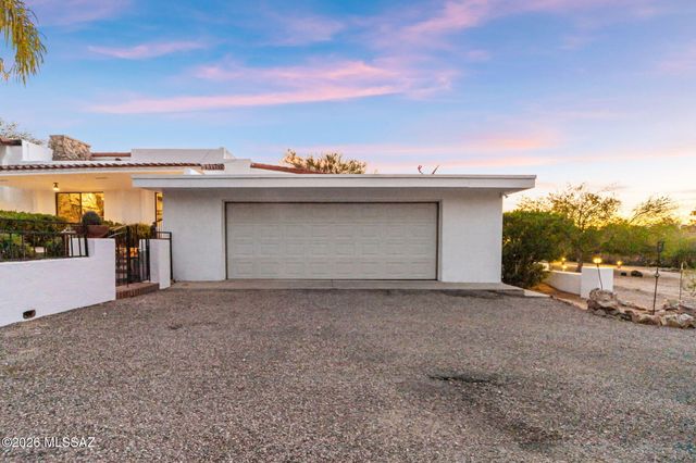 475 W Valoro Drive, Tucson, AZ 85737