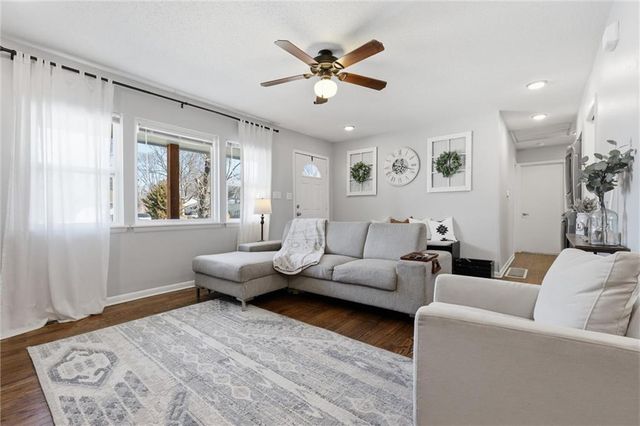 500 N 81st Terrace, Kansas City, KS 66112