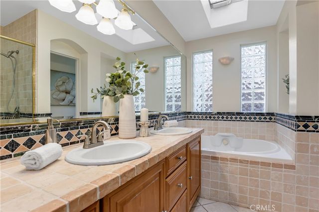 22271 Parkwood, Lake Forest, CA 92630