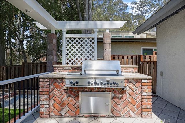 22271 Parkwood, Lake Forest, CA 92630