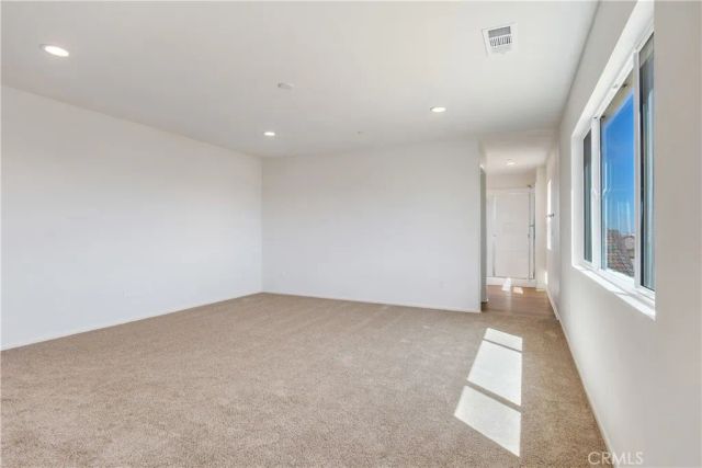 9031 Carson Avenue, Hesperia, CA 92344