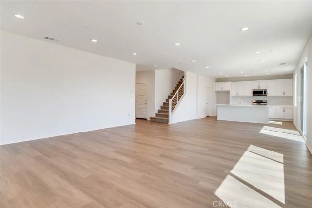 9031 Carson Avenue, Hesperia, CA 92344