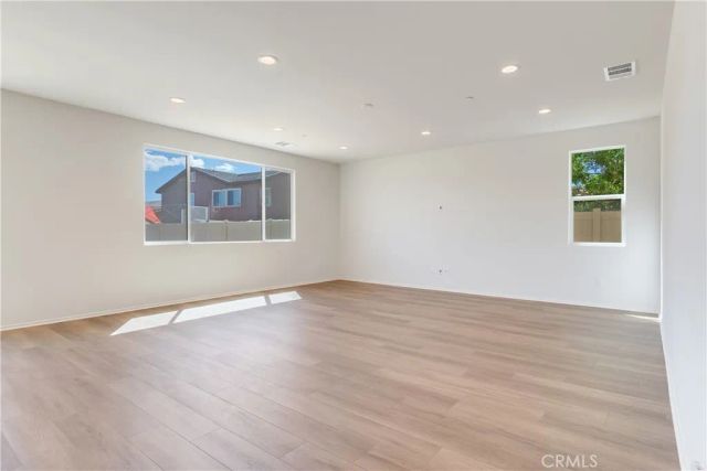 9031 Carson Avenue, Hesperia, CA 92344