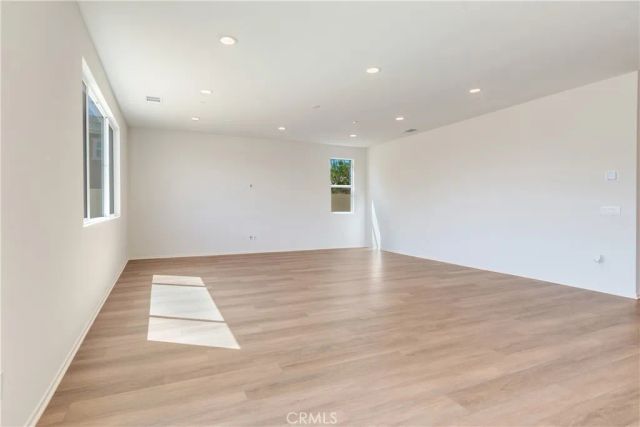 9031 Carson Avenue, Hesperia, CA 92344