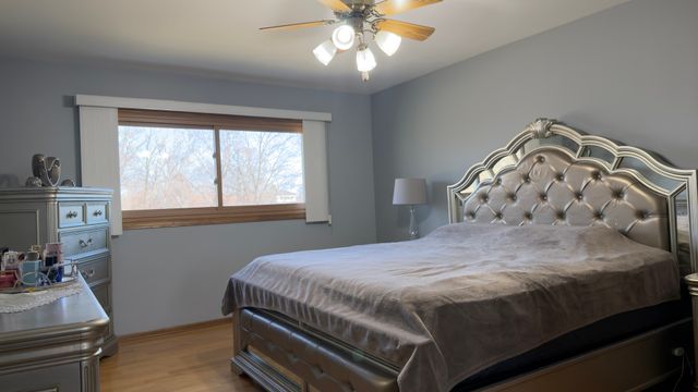 7717 W 158th Court, Orland Park, IL 60462