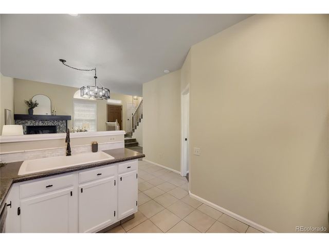 2902 W Long Cir B, Littleton, CO 80120