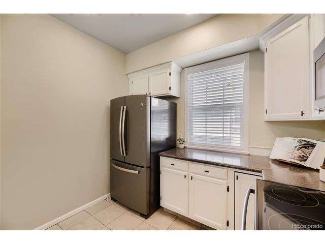 2902 W Long Cir B, Littleton, CO 80120