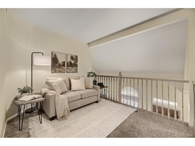 2902 W Long Cir B, Littleton, CO 80120