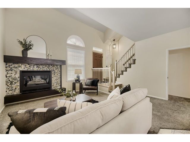 2902 W Long Cir B, Littleton, CO 80120