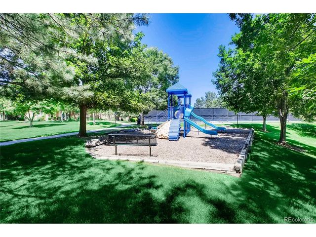 2902 W Long Cir B, Littleton, CO 80120
