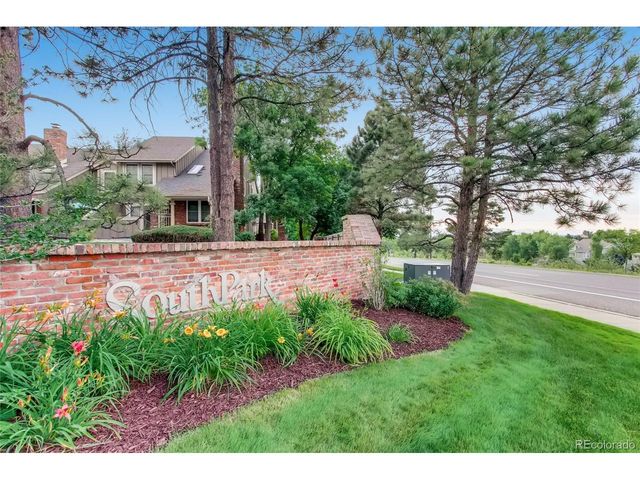 2902 W Long Cir B, Littleton, CO 80120