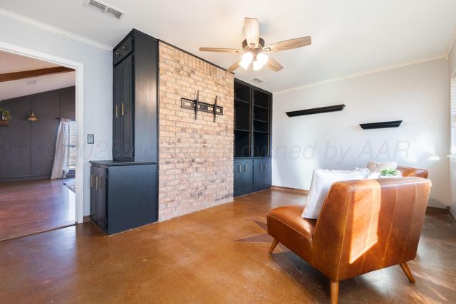 1321 Morton Avenue, Dumas, TX 79029