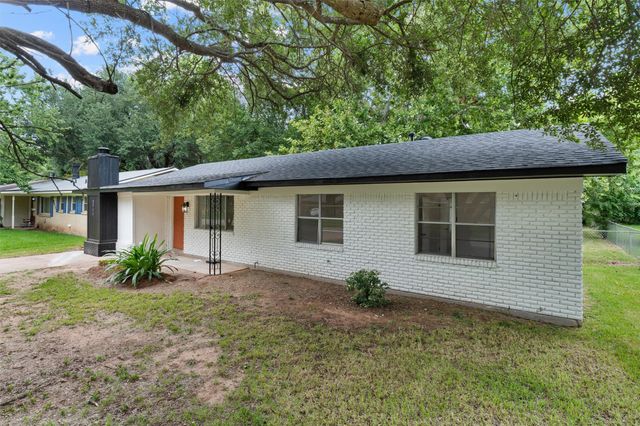 2517 Captain Sawyer Drive, Shreveport, LA 71104