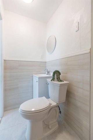 7503 W ELLICOTT STREET, Tampa, FL 33615