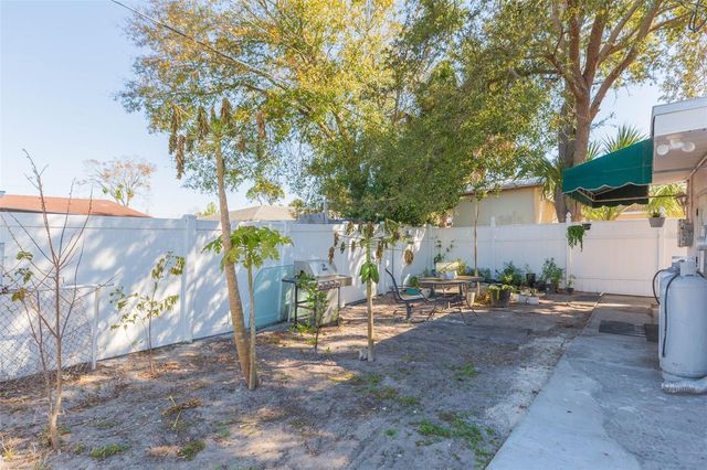 7503 W ELLICOTT STREET, Tampa, FL 33615