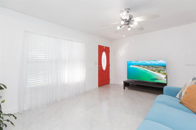 7503 W ELLICOTT STREET, Tampa, FL 33615