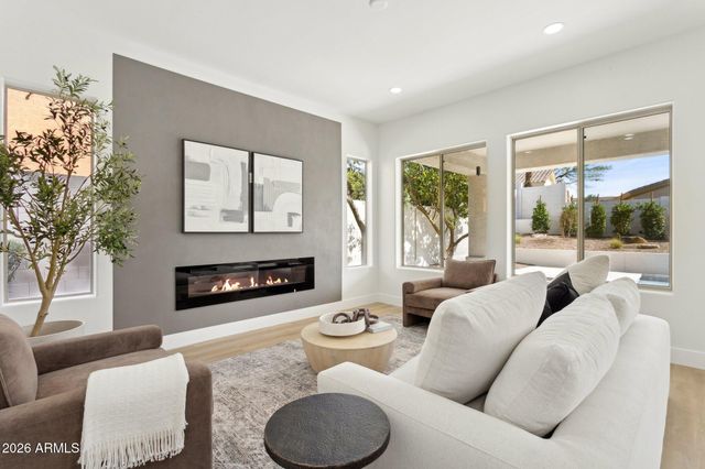 22371 N 76TH Place, Scottsdale, AZ 85255