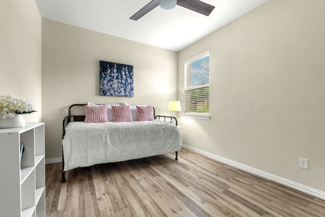 900 Sonoma Drive, Mckinney, TX 75072