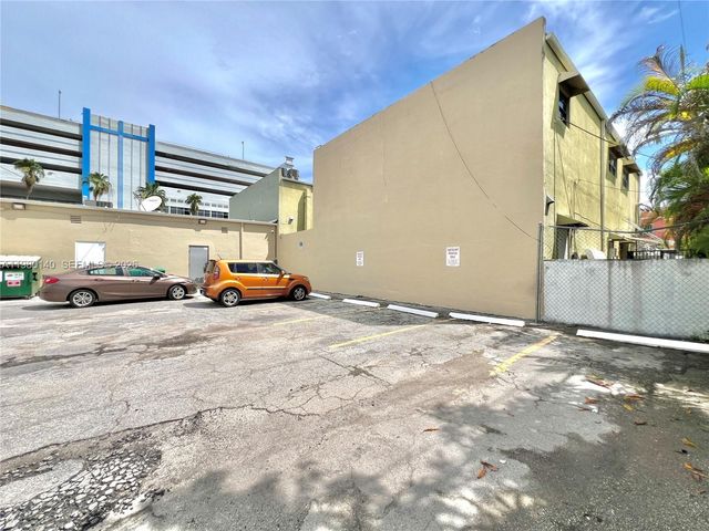 3390 SW Coral Way, Miami, FL 33142