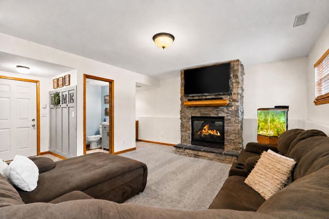 358 Cori Court, Valparaiso, IN 46383