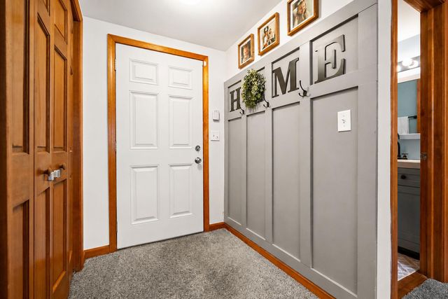 358 Cori Court, Valparaiso, IN 46383