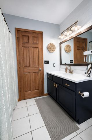 358 Cori Court, Valparaiso, IN 46383