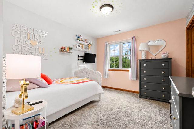 358 Cori Court, Valparaiso, IN 46383