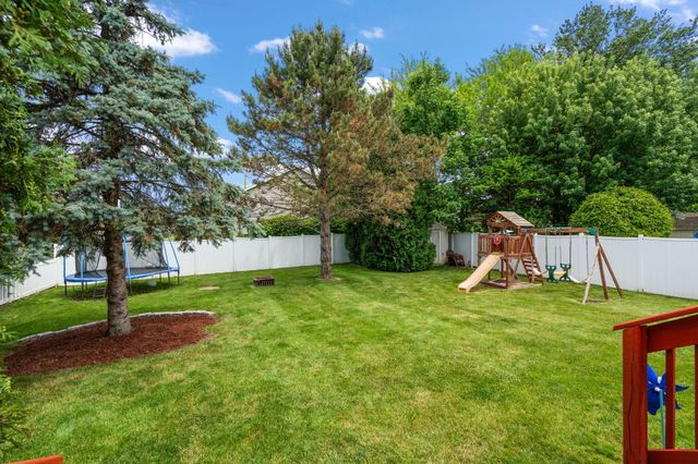 358 Cori Court, Valparaiso, IN 46383