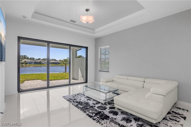 14854 Loggerhead DR, Naples, FL 34120