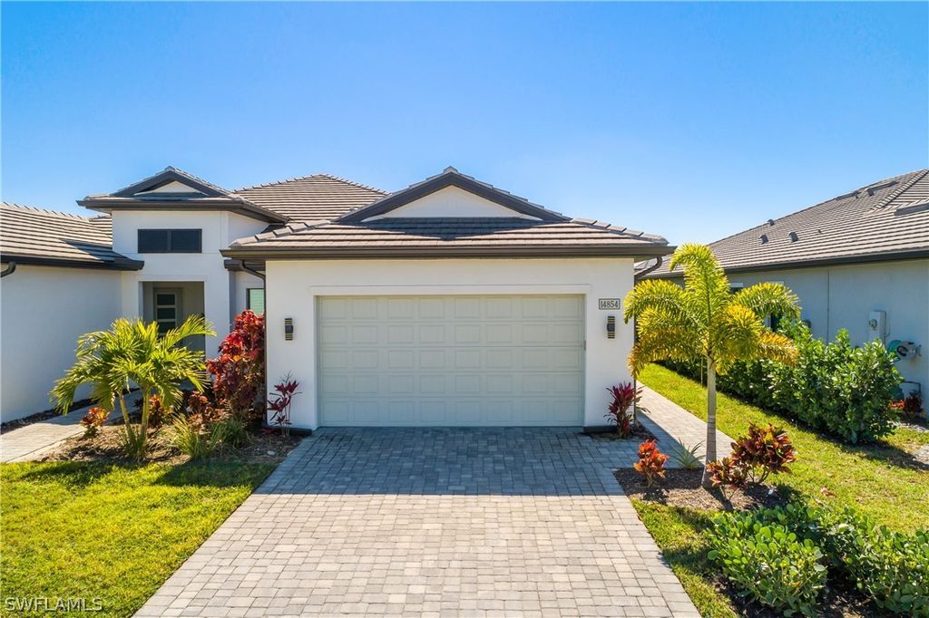14854 Loggerhead DR, Naples, FL 34120