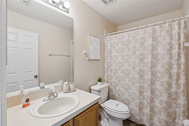 570 CALABRIA AVENUE, Davenport, FL 33897