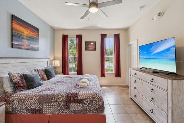 570 CALABRIA AVENUE, Davenport, FL 33897