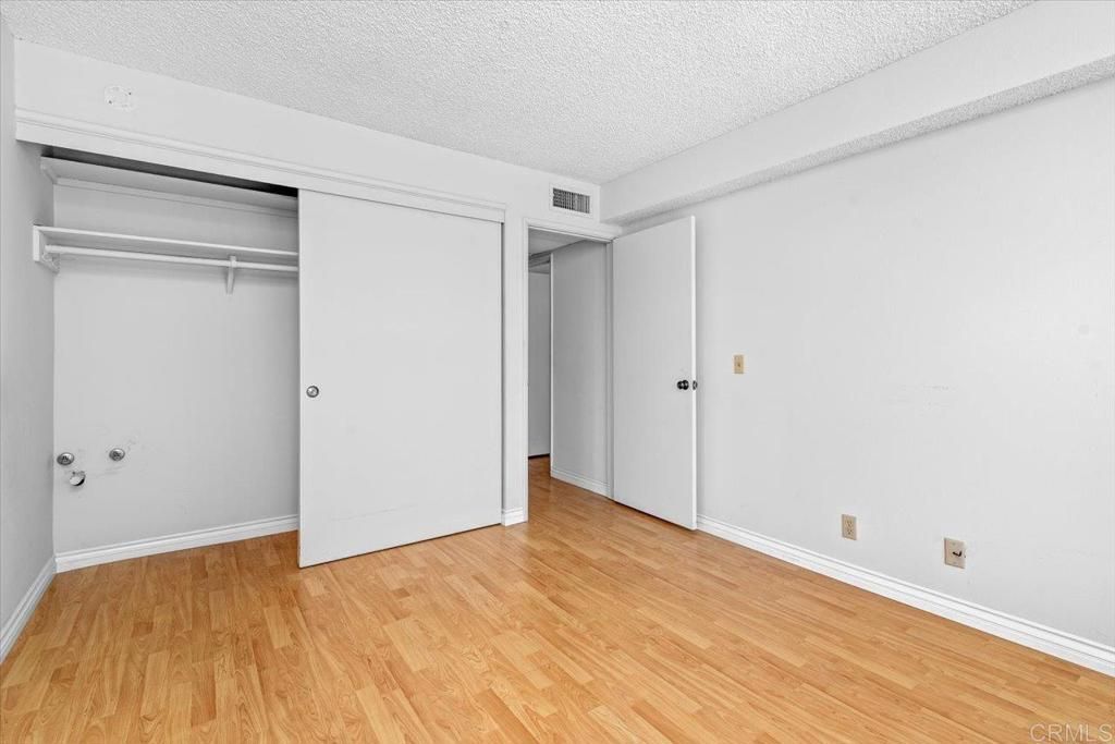 Image 11 of property listing at 3290 6Th Avenue 4C, San Diego, CA 92103