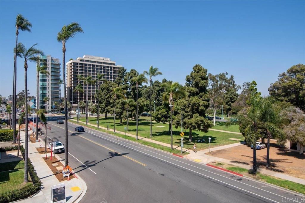 Image 24 of property listing at 3290 6Th Avenue 4C, San Diego, CA 92103