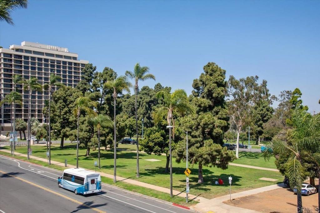 Image 25 of property listing at 3290 6Th Avenue 4C, San Diego, CA 92103