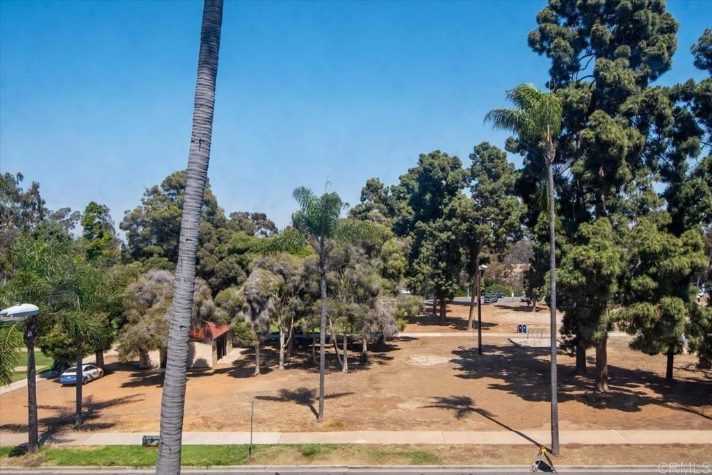 Image 26 of property listing at 3290 6Th Avenue 4C, San Diego, CA 92103
