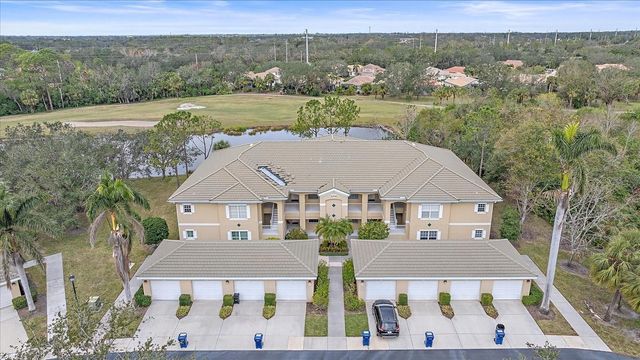 6334 GRAND OAK CIRCLE 201, Bradenton, FL 34203