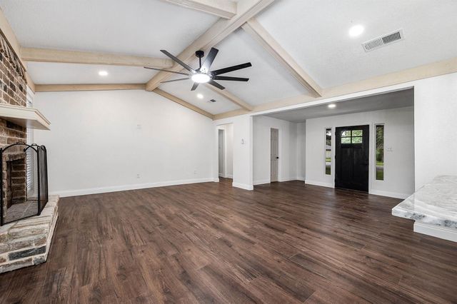1908 Maxwell Circle, Alvin, TX 77511
