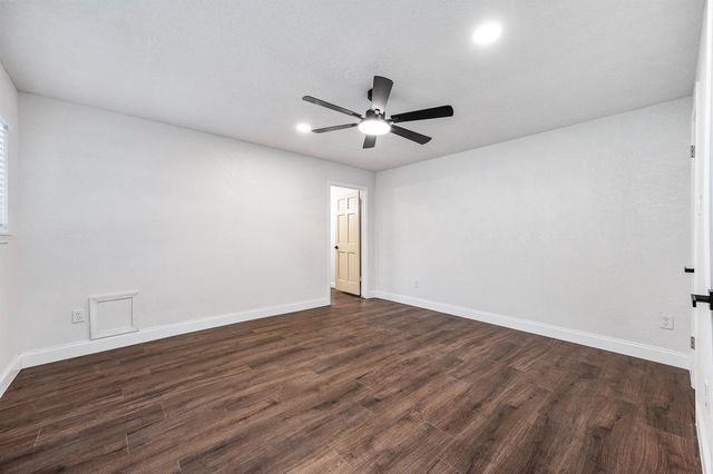 1908 Maxwell Circle, Alvin, TX 77511
