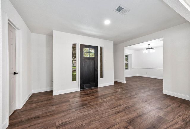 1908 Maxwell Circle, Alvin, TX 77511