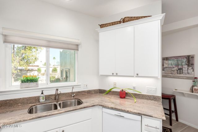 5445 E MCKELLIPS Road 28, Mesa, AZ 85215