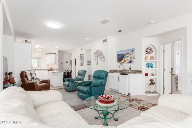5445 E MCKELLIPS Road 28, Mesa, AZ 85215