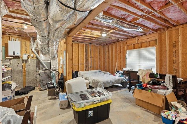 6 CREEKSIDE Bluff, Hiram, GA 30141